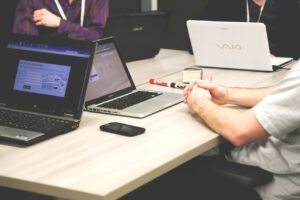 Jak wykorzystać remarketing w social media do zwiększenia sprzedaży?
