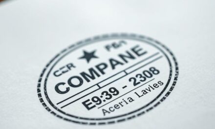 Wymogi prawne i elementy niezbędne na pieczątce firmowej